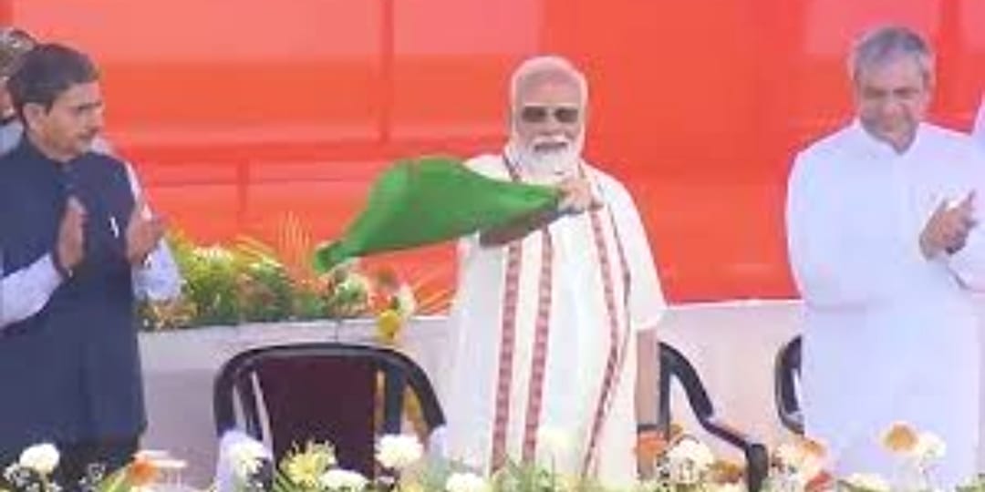 ತಮಿಳು ಮಾಧ್ಯಮದಲ್ಲೇ ವೈದ್ಯಕೀಯ ಶಿಕ್ಷಣ ನೀಡಲಿ-ಮೋದಿ