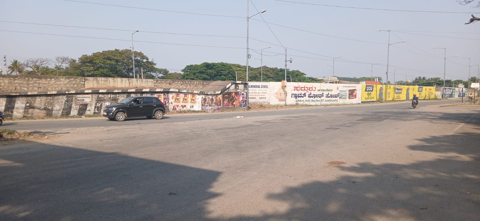 ಅಂಡರ್ ಪಾಸ್ ಮಾಡಿ ಜನ-ಜಾನುವಾರುಗಳ ಪ್ರಾಣ ಉಳಿಸಿ