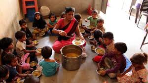 ಅಂಗನವಾಡಿ ಮಕ್ಕಳಿಗೆ ಪೌಷ್ಟಿಕಾಂಶದ ರಾಗಿ ಹೆಲ್ತ್ ಮಿಕ್ಸ್ ನೀಡಿಕೆ