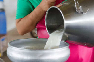 ರೈತರಿಗೆ ಆಧುನಿಕ ಹೈನುಗಾರಿಕೆ ತರಬೇತಿ ಶಿಬಿರ
