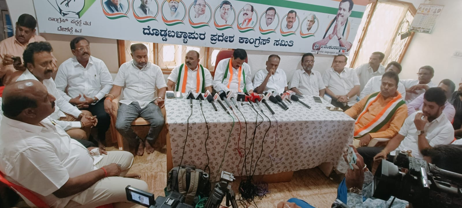 ಬಮುಲ್ ಚುನಾವಣೆ.. ಜೆಡಿಎಸ್ ಹುಸ್ಕೂರ್ ಆನಂದ್ ರವರಿಗೆ ಕಾಂಗ್ರೆಸ್ ಬೆಂಬಲ