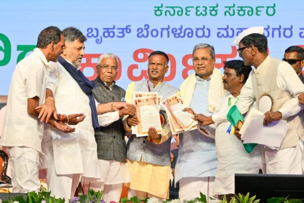 ಶುಚಿತ್ವದ ಇತರ ನೌಕರರನ್ನೂ ಖಾಯಂಗೊಳಿಸಲಾಗುವುದು-ಸಿದ್ದರಾಮಯ್ಯ ಭರವಸೆ