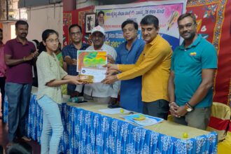 ಒಂದೊಂದು ಕಡೆಯಿಂದ ಬೇರೆ ಬೇರೆ ಚಿತ್ರಗಳಂತೆ ಕಾಣುವ ಕಲೆ ಅಚ್ಚರಿ ಮೂಡಿಸಲಿದೆ-ಉಜ್ಜನಪ್ಪ
