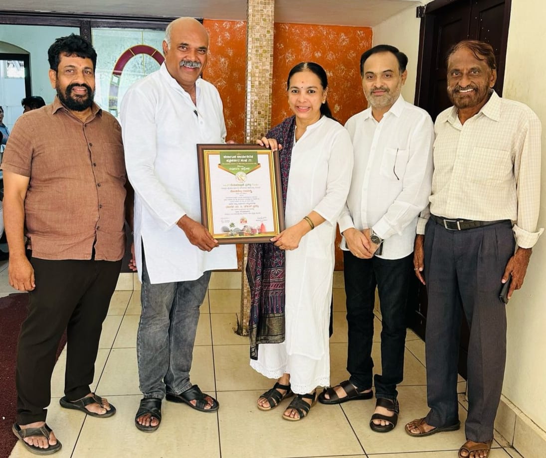 ರಾಜಲಕ್ಷ್ಮಿ ಅವರಿಗೆ ಕೆಯುಡಬ್ಲ್ಯೂಜೆ ಪ್ರಶಸ್ತಿ ಪ್ರದಾನ