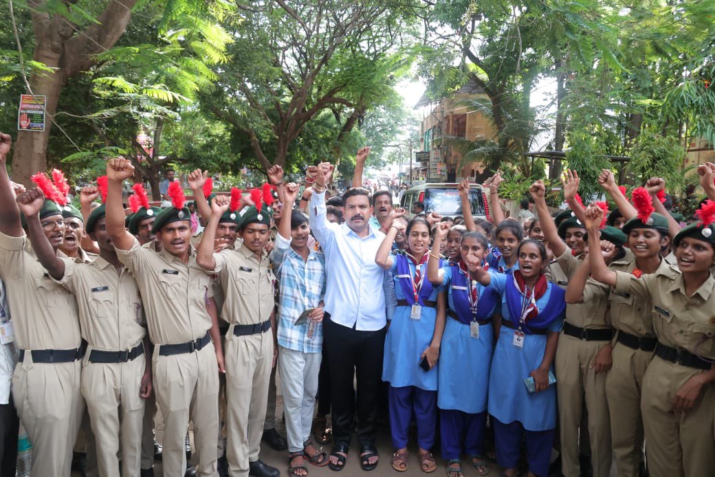 ಭಾರತೀಯ ಯೋಧರಿಗೆ ಸ್ಥೈರ್ಯ ತುಂಬಲು ತಿರಂಗಾ ಯಾತ್ರೆ