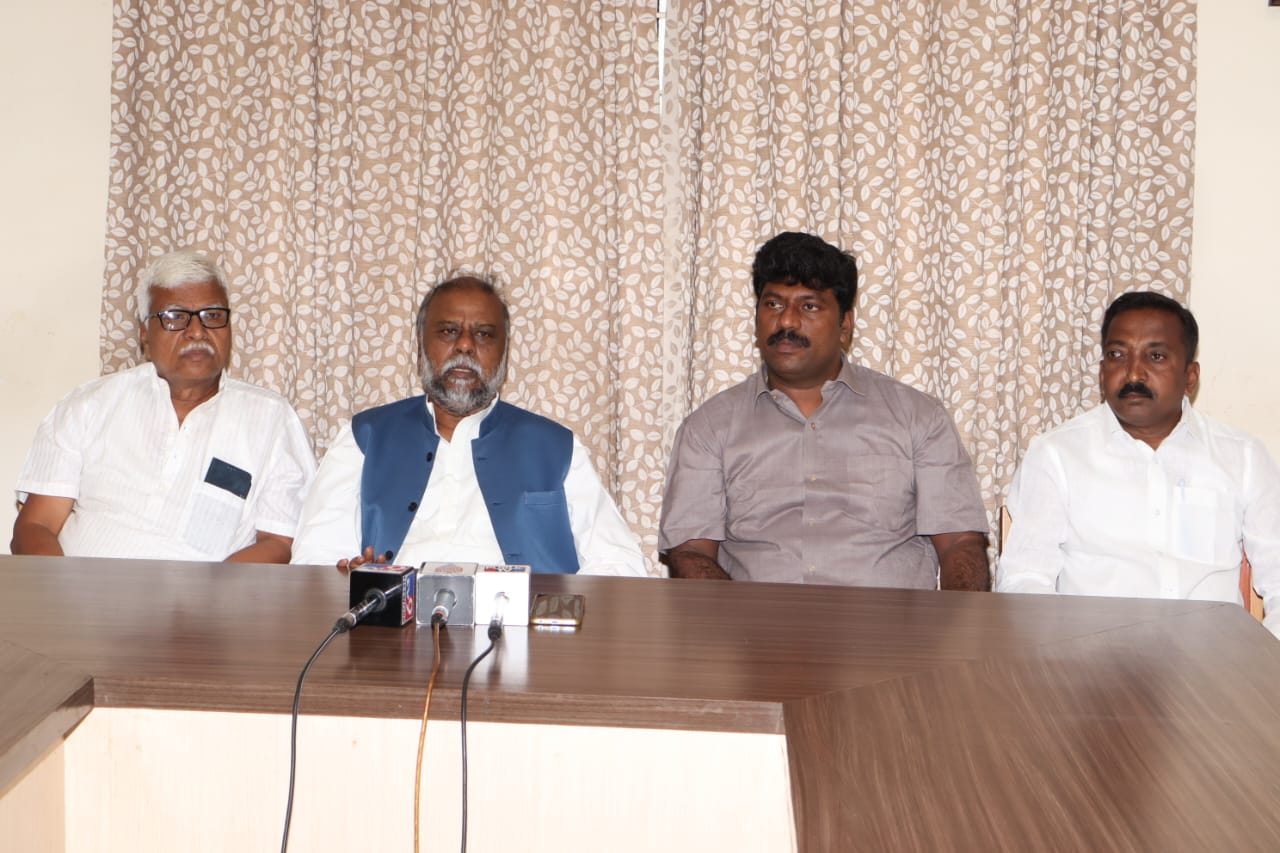 ಸರಿದಾರಿಗೆ ಬಂದ ಜಾತಿ ಗಣತಿ ಕಾರ್ಯ, ಬೇಡ ಜಂಗಮರನ್ನು ಎಸ್ಸಿ ಪಟ್ಟಿಯಿಂದ ಕೈಬಿಡಿ-ಆಂಜನೇಯ