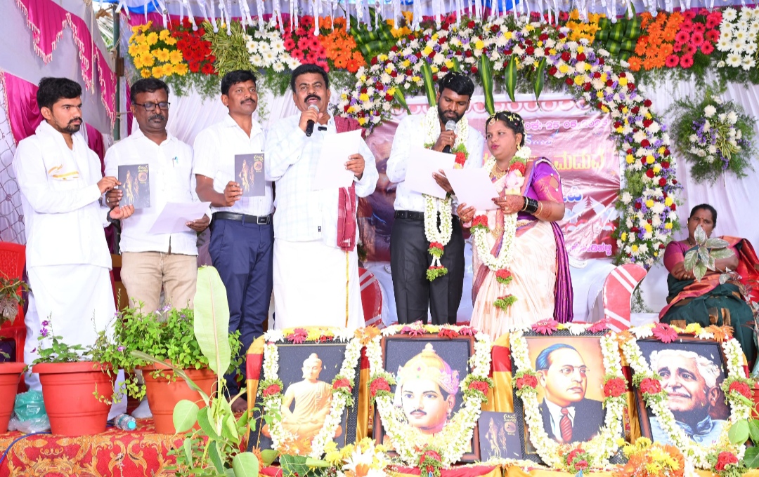ಪುರೋಹಿತಶಾಹಿಗಳ ಮೌಢ್ಯ ಮಾಂಗಲ್ಯ ಧಿಕ್ಕರಿಸಬೇಕು-ವಡ್ಡಗೆರೆ ನಾಗರಾಜಯ್ಯ