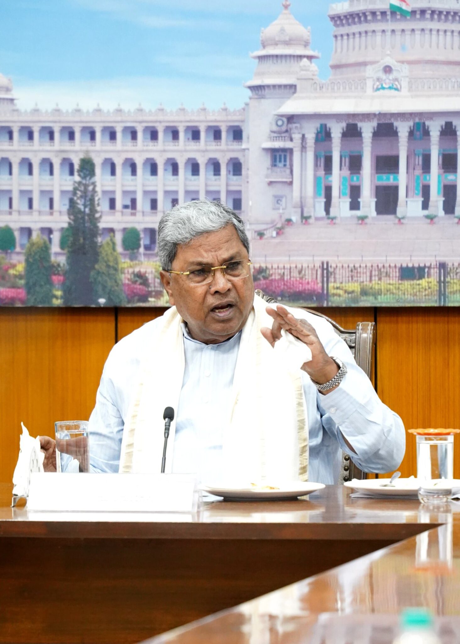 ತಕ್ಷಣ ಪ್ರವಾಹ ಪೀಡಿತ ಪ್ರದೇಶಗಳಿಗೆ ತೆರಳಿ-ಮುಖ್ಯಮಂತ್ರಿ