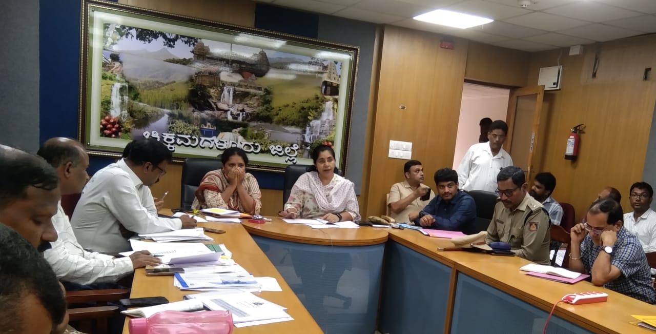 ಭಾರೀ ಮಳೆ ಮುನ್ಸೂಚನೆ: ಅಧಿಕಾರಿಗಳು ಕೇಂದ್ರಸ್ಥಾನ ಬಿಡದಂತೆ ಜಿಲ್ಲಾಧಿಕಾರಿ ಸೂಚನೆ