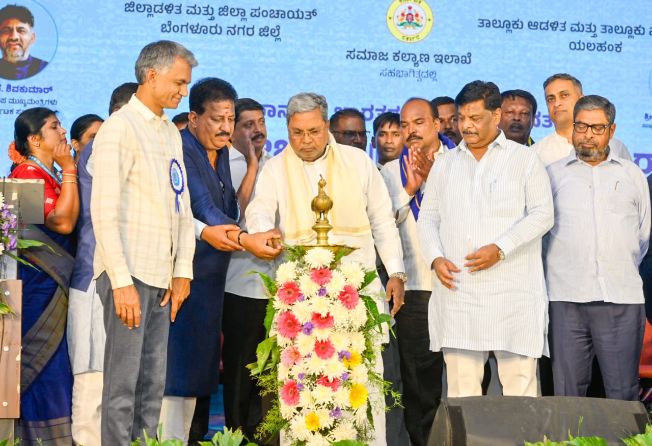 ಜಾತಿ ವ್ಯವಸ್ಥೆ ನಿಂತ ನೀರಿನಂತೆ : ಮುಖ್ಯಮಂತ್ರಿ ಸಿದ್ದರಾಮಯ್ಯ