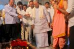 ಪುರಾತನ ಕಾಲದ ಮನೆ ದೇವರಾದ ಅನ್ನದಾನೇಶ್ವರ ಸ್ವಾಮಿಯ ದರ್ಶನ ಪಡೆದ ಸಿದ್ದರಾಮಯ್ಯ