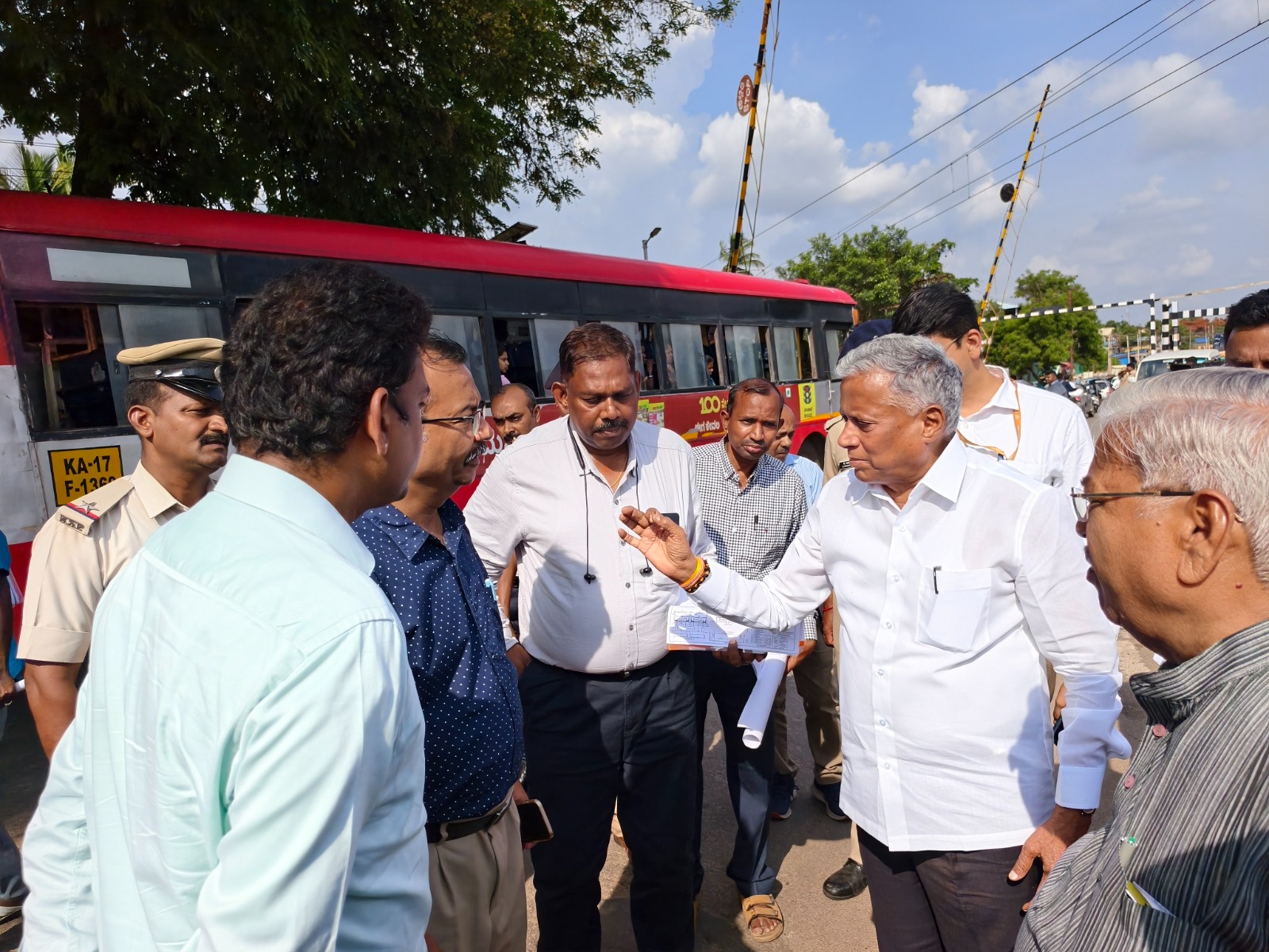  ಚಿತ್ರದುರ್ಗ-ದಾವಣಗೆರೆ ರಸ್ತೆಯ ರೈಲ್ವೆ ಗೇಟ್‍ಗೆ ಒಂದು ವಾರದೊಳಗೆ ಟೆಂಡರ್- ಸಚಿವ ಸೋಮಣ್ಣ
