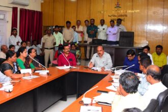 ಖಾಸಗಿ ಶಾಲೆಗಳು ನಿಯಮಾವಳಿ ಪಾಲನೆ ಕಡ್ಡಾಯ- ಜಿಲ್ಲಾಧಿಕಾರಿ ವೆಂಕಟೇಶ್