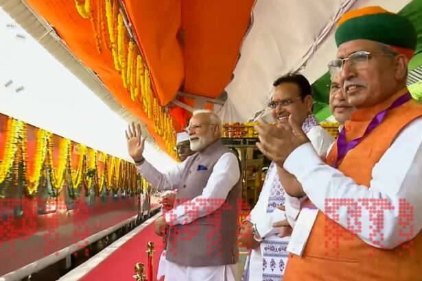 ಅಮೃತ ರೈಲು ನಿಲ್ದಾಣಗಳ ಉದ್ಘಾಟನೆ