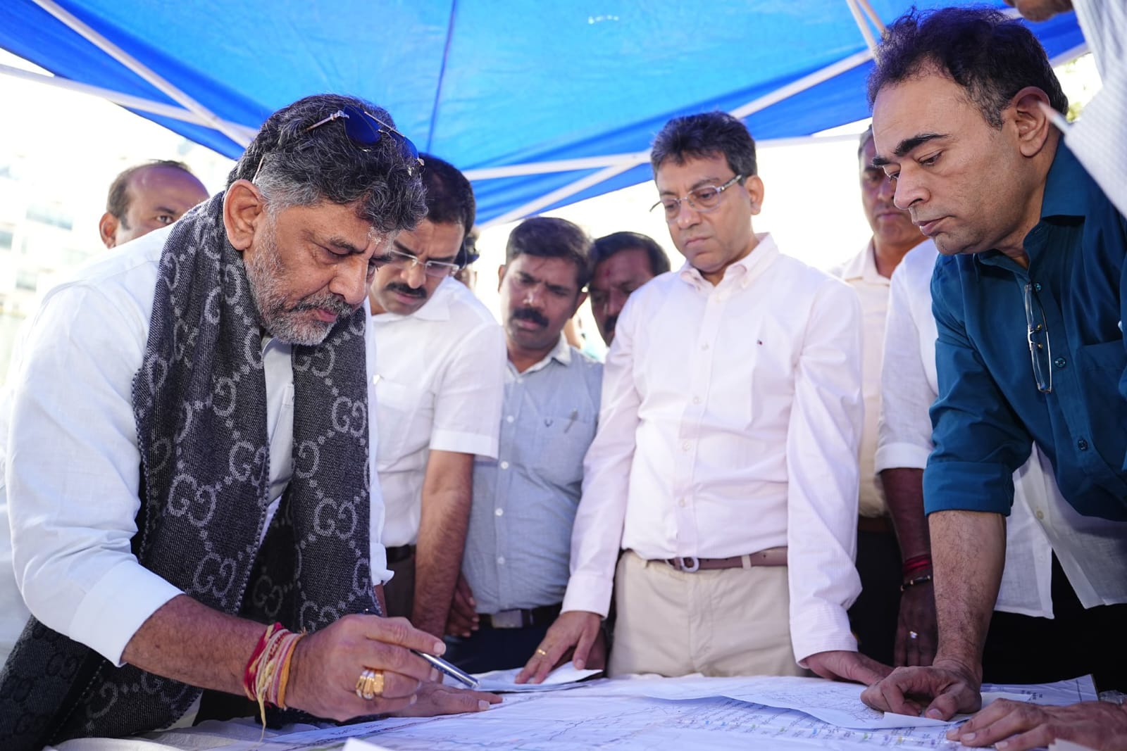 ಕಟ್ಟಡ ತೆರವಿಗೆ ಉಪಮುಖ್ಯಮಂತ್ರಿ ಶಿವಕುಮಾರ್ ಸೂಚನೆ