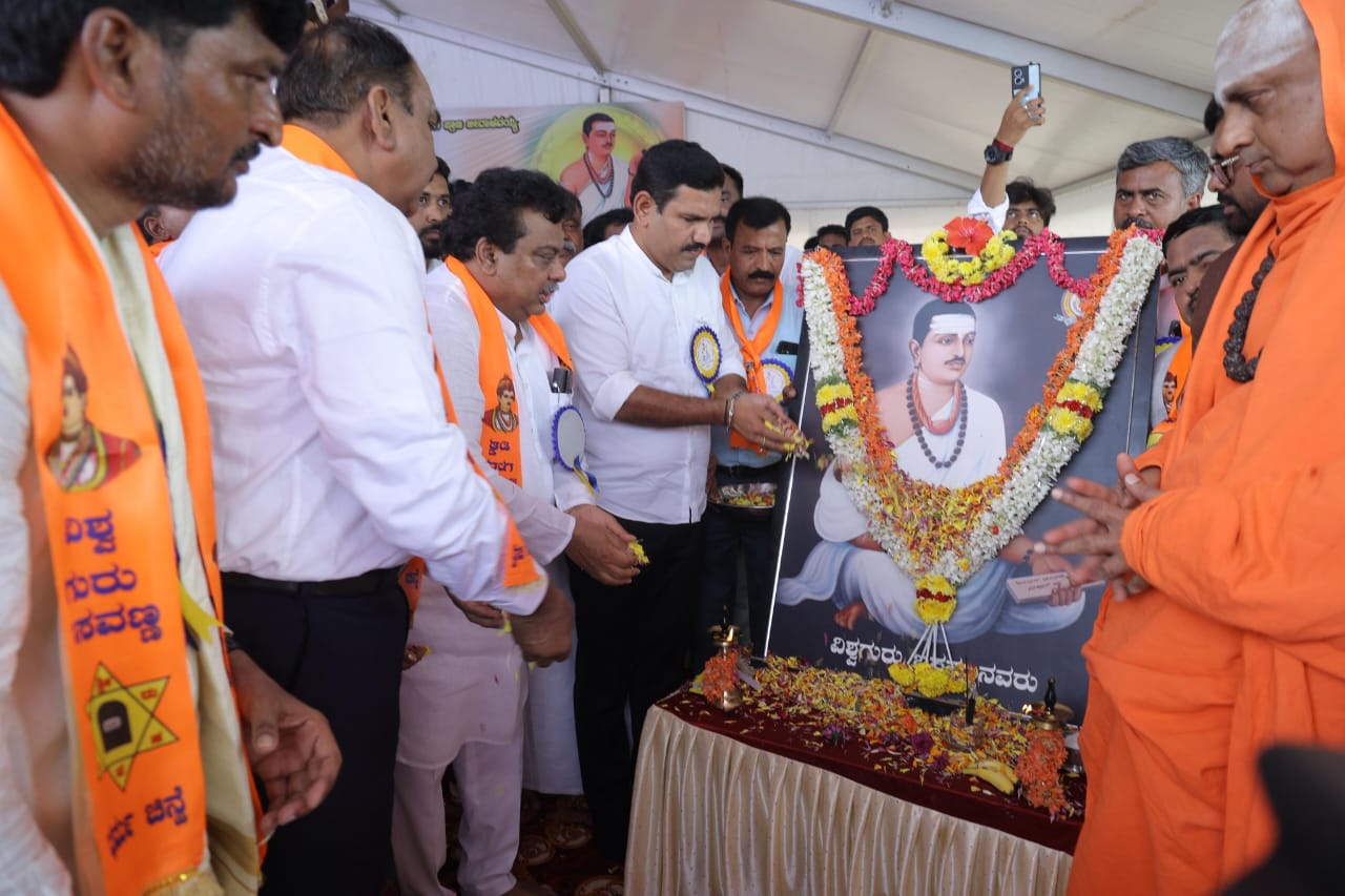 ಬಸವಣ್ಣನವರ ತತ್ವ ಅನುಸರಿಸಿ ಮುನ್ನಡೆಯುತ್ತಿರುವ ಪ್ರಧಾನಿ ಮೋದಿ