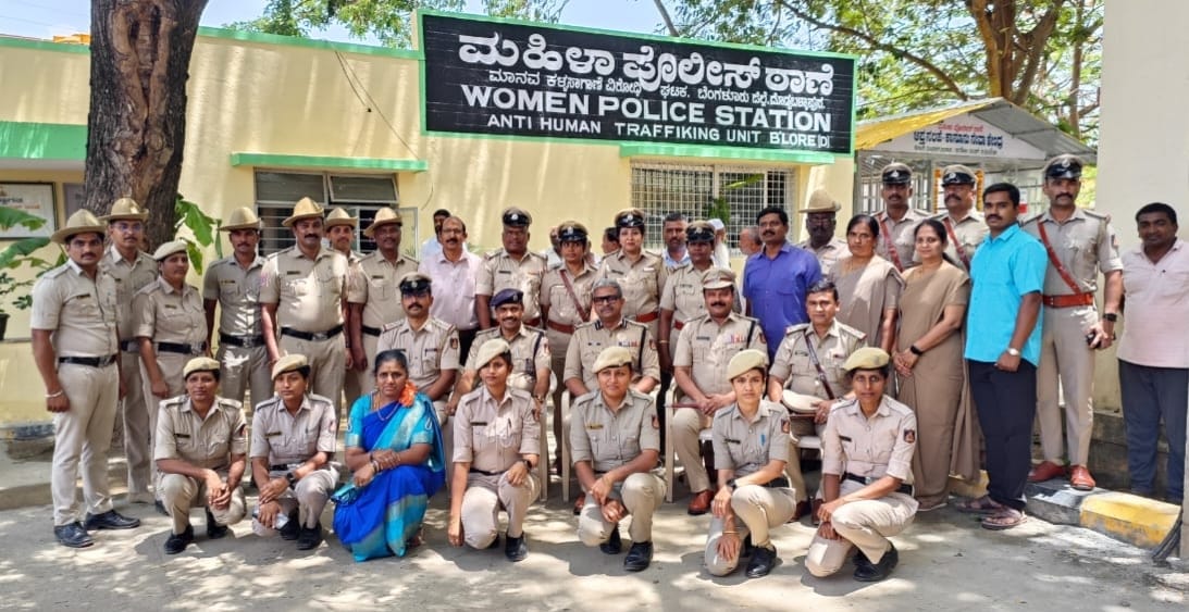 ಪೊಲೀಸ್ ಠಾಣೆಗಳಲ್ಲಿ ಪರಿಸರ ದಿನಾಚರಣೆ: ಸಿ.ಕೆ.ಬಾಬಾ ಭಾಗಿ