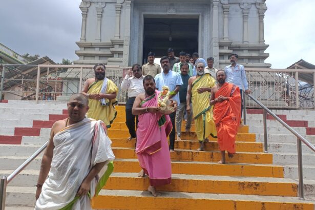 ಹೈಕೋರ್ಟ್ ನ್ಯಾಯದೀಶ ಕೆ. ವಿ. ಅರವಿಂದ್ ಘಾಟಿ ದೇವಸ್ಥಾನಕ್ಕೆ ಭೇಟಿ