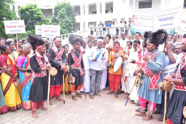 ಹಲವು ಬೇಡಿಕೆಗಳಿಗೆ ಒತ್ತಾಯಿಸಿ ಕಲಾವಿದರ ಕಾಲ್ನಡಿಗೆ ಜಾಥಾ