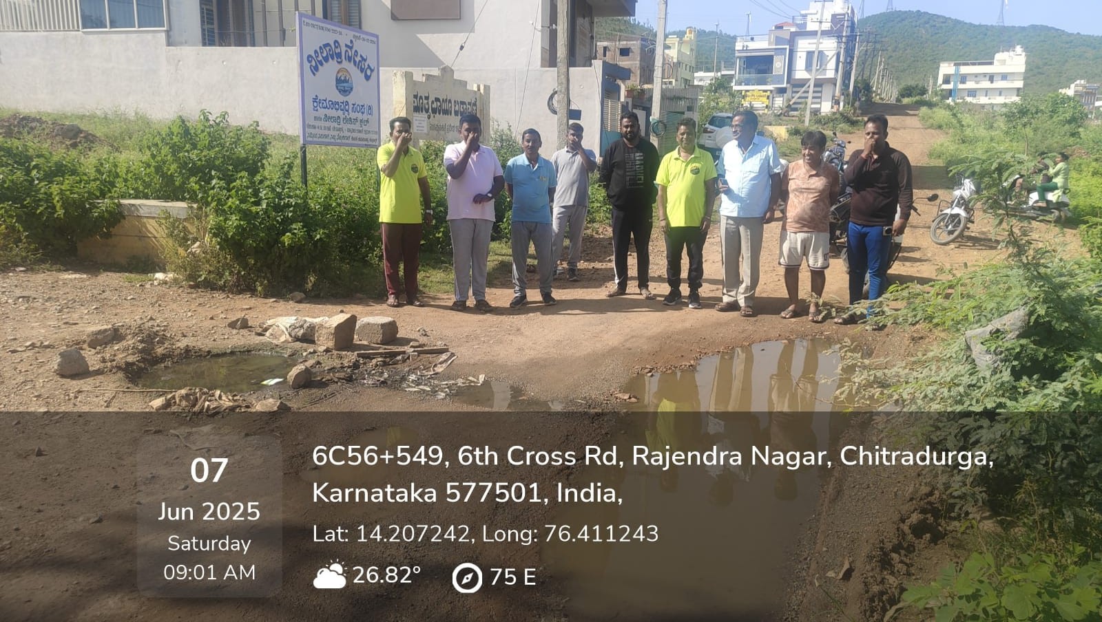 ಉಕ್ಕಿ ಹರಿಯುತ್ತಿರುವ ಒಳಚರಂಡಿ, ಮೌನಕ್ಕೆ ಶರಣಾದ ನಗರಸಭೆ