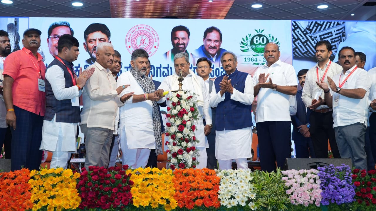 ಖಾಲಿ ಇರುವ 35 ಸಾವಿರ ಹುದ್ದೆ ಭರ್ತಿ, 532 ಪೌರ ಕಾರ್ಮಿಕರ ಹುದ್ದೆ ಕಾಯಂ: ಸಿದ್ದರಾಮಯ್ಯ