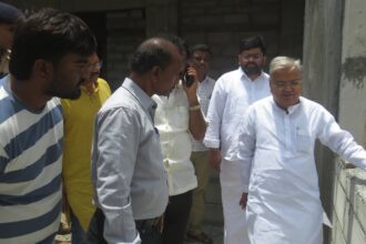 ಚಿತ್ರದುರ್ಗ-ದಾವಣಗೆರೆ-ಬಳ್ಳಾರಿ-ಮಡಕಶಿರಾ ರೈಲ್ವೆ ಯೋಜನೆಗಳಿಗೆ ಐದು ಸಾವಿರ ಕೋಟಿ ಅನುದಾನ-ಕಾರಜೋಳ