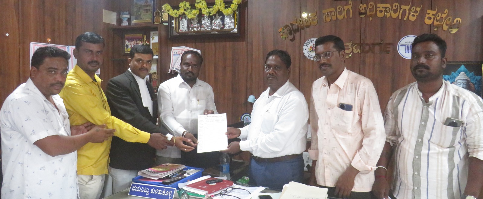 ಭಾರಿ ವಾಹನ ಚಾಲಕರುಗಳಿಗೆ ಜಿಲ್ಲಾ ಕೇಂದ್ರದಲ್ಲಿಯೇ ಪರವಾನಗಿ ನವೀಕರಿಸಲು ಮನವಿ