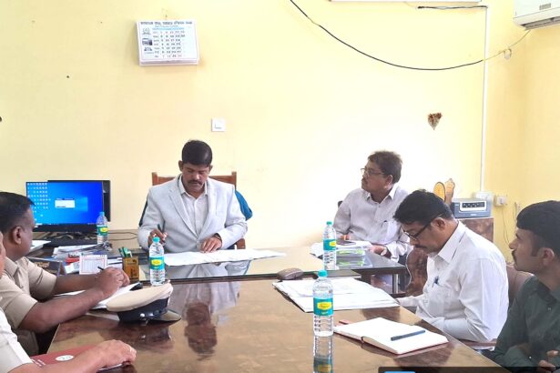 ತಾಲೂಕು ಕಚೇರಿಯಲ್ಲಿ ನಡೆದ ಮರಳು ಸಮಿತಿ ಸಭೆ