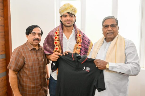 ವಿಶ್ವಶ್ರೇಷ್ಠ ಜಾವೆಲಿನ್ ಎಸೆತಗಾರ ನೀರಜ್ ಚೋಪ್ರಾಗೆ ಸನ್ಮಾನ