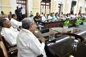 ದೇವನಹಳ್ಳಿ ರೈತರ ಹೋರಾಟ..