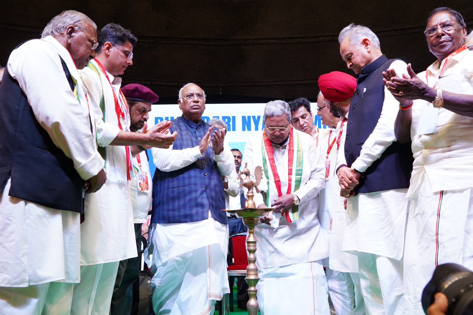 ಭಾಗೀದಾರಿ ನ್ಯಾಯ್ ಸಮ್ಮೇಳನ ಉದ್ಘಾಟಿಸಿದ ಸಿದ್ದರಾಮಯ್ಯ