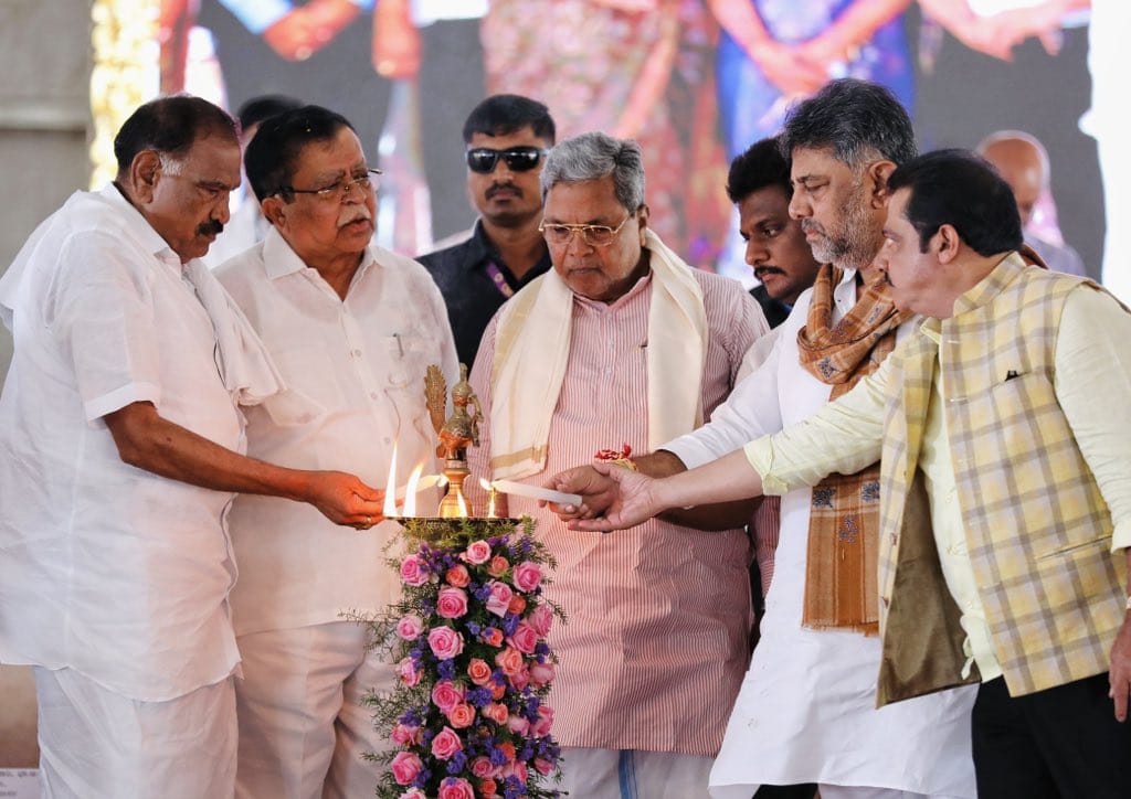 ಶಿವಲಿಂಗೇಗೌಡ, ಶ್ರೇಯಸ್‌ ಪಟೇಲ್‌ರನ್ನು ಗೆಲ್ಲಿಸಿ ಎರಡು ಕಣ್ಣುಗಳಾಗಿ ಶಕ್ತಿ ಕೊಟ್ಟಿದ್ದಾರೆ