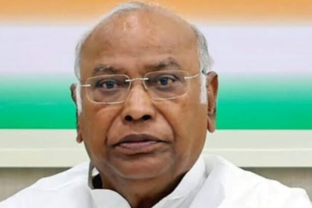 ಖರ್ಗೆ, ಮುನಿಯಪ್ಪ, ಪರಮೇಶ್ವರ್ ಗೆ ಸಿಎಂ ಮಾಡದ ದಲಿತ ವಿರೋಧಿ ಕಾಂಗ್ರೆಸ್ ಪಕ್ಷ