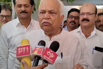 ಮಂತ್ರಿ ಆಗಬೇಕೆಂಬ ಆಸೆ ಶಾಸಕರಿಗಿದ್ದರೆ ತಪ್ಪಲ್ಲ-ದೇಶಪಾಂಡೆ