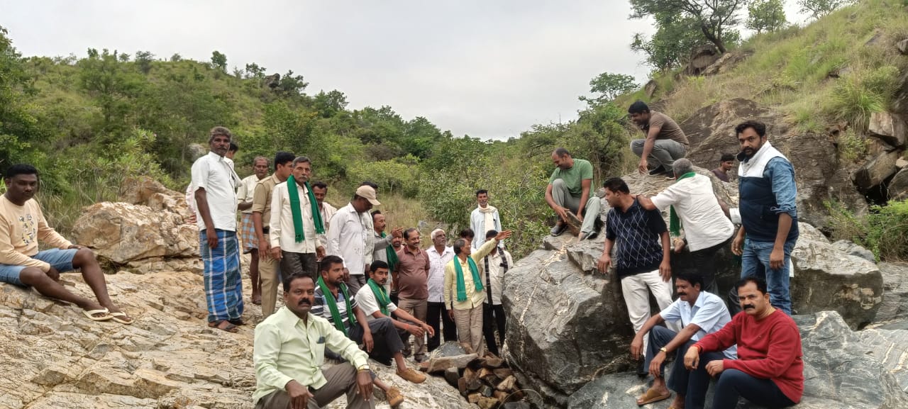 ಜಲಾಶಯ ನಿರ್ಮಾಣದ ರೈತರ ಬೇಡಿಕೆಗೆ ಸ್ಪಂದಿಸಿದ ಜಿಲ್ಲಾಧಿಕಾರಿ
