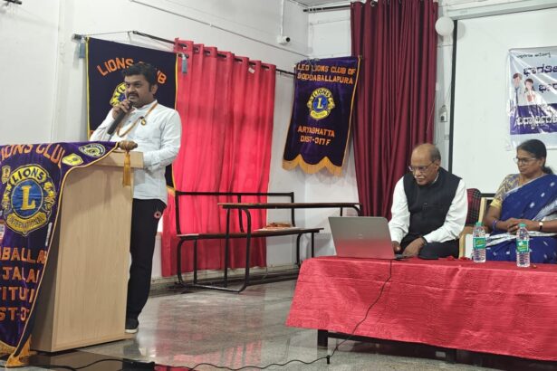 ಒತ್ತಡಕ್ಕೊಳಗಾಗದೆ ಧನಾತ್ಮಕ ಆಲೋಚನೆ ಬೆಳೆಸಿಕೊಳ್ಳಿ: ಡಾ.ನಾ.ಸೋಮೇಶ್ವರ