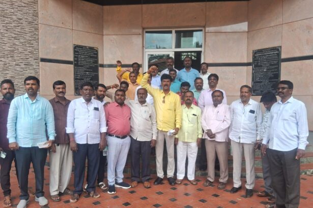 ಒಳ ಮೀಸಲಾತಿ ಜಾರಿ : ಸಿಹಿ ಹಂಚಿ ಸಂಭ್ರಮಿಸಿದ ಮಾದಿಗ ಸಮುದಾಯದ ಮುಖಂಡರು 