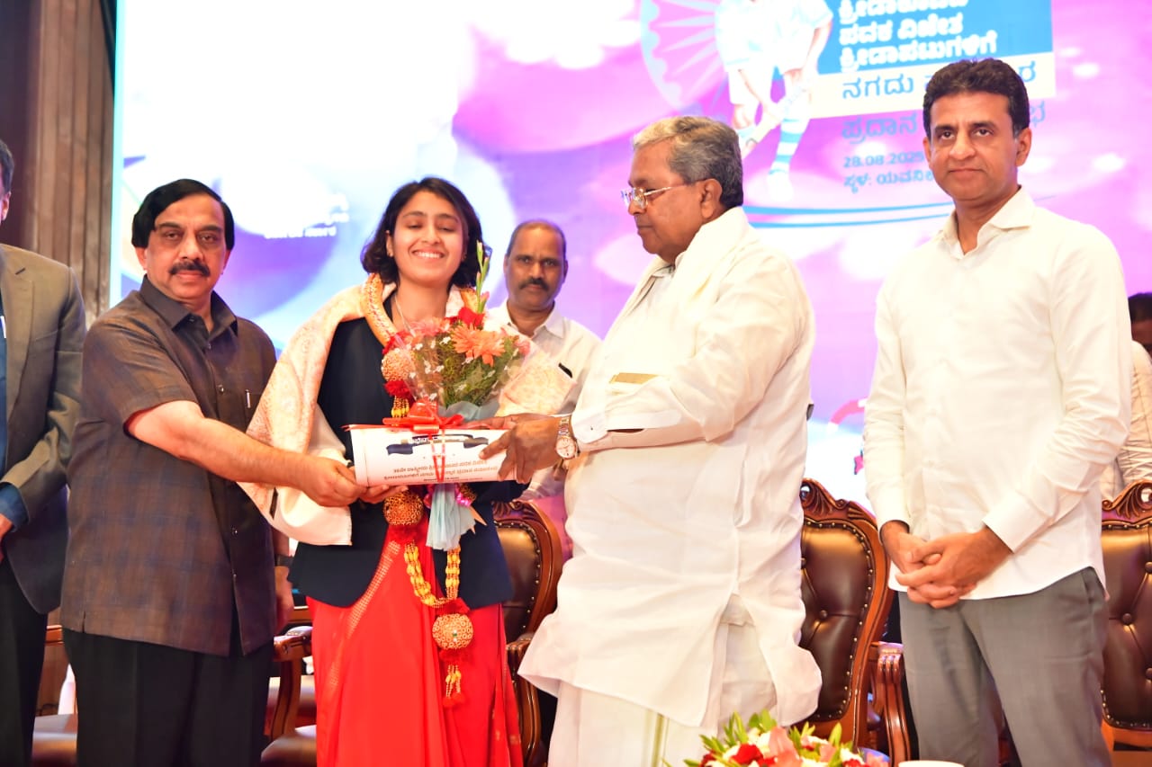 ಒಲಿಂಪಿಕ್ಸ್ , ಏಷ್ಯನ್ ಗೇಮ್ಸ್ ಹಾಗೂ ಕಾಮನ್ ವೆಲ್ತ್ ಗೆದ್ದವರಿಗೆ 5 ಕೋಟಿ ಪ್ರೋತ್ಸಾಹ ಧನ