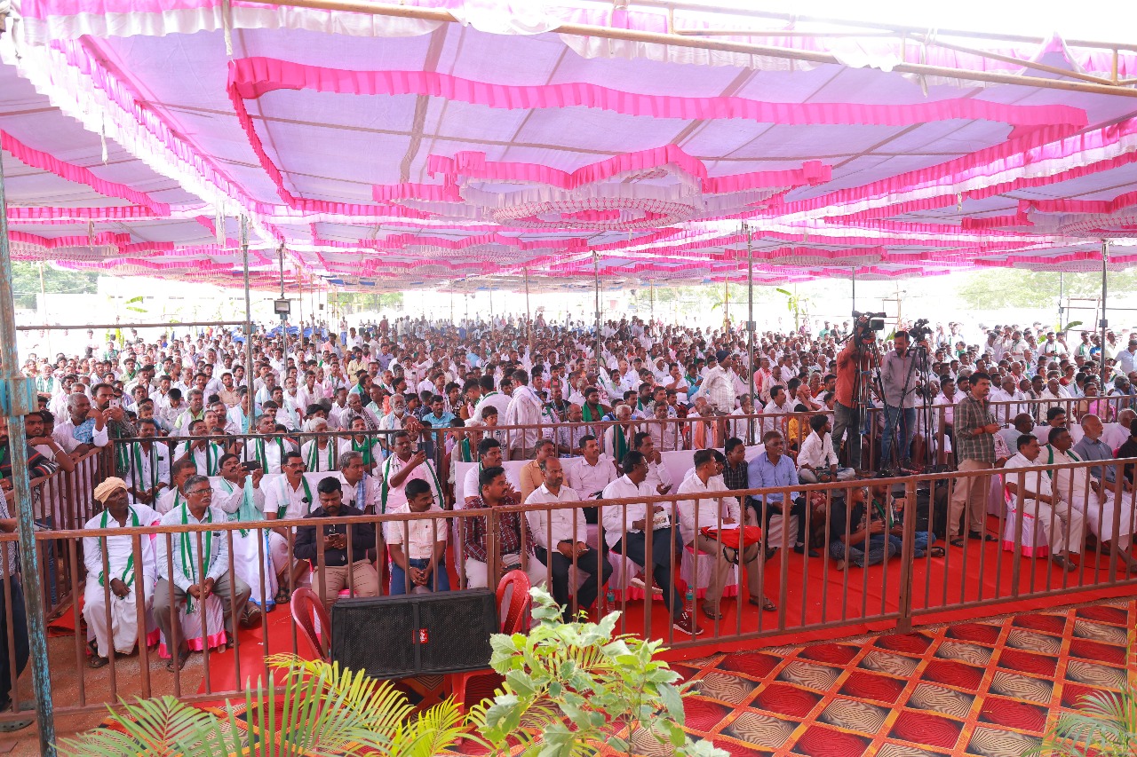 25 ದಿನಗಳಿಂದ 42 ಕ್ಷೇತ್ರಗಳಲ್ಲಿ ಪ್ರವಾಸ ಮಾಡಿ 6350 ಕಿ.ಮೀ ಪ್ರಯಾಣ ಮಾಡಿದ ನಿಖಿಲ್