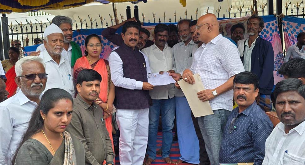 ದೌರ್ಜನ್ಯಕ್ಕೆ ಒಳಗಾದ ದಲಿತರಿಗೆ ವಿಶೇಷ ಅನುದಾನ: ಶಾಸಕ ರಘುಮೂರ್ತಿ