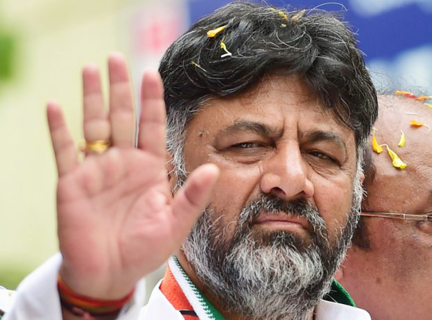 ನೀವೇನೋ ಉಪಮುಖ್ಯಮಂತ್ರಿಯೋ? ಬೀದಿ ರೌಡಿಯೋ?