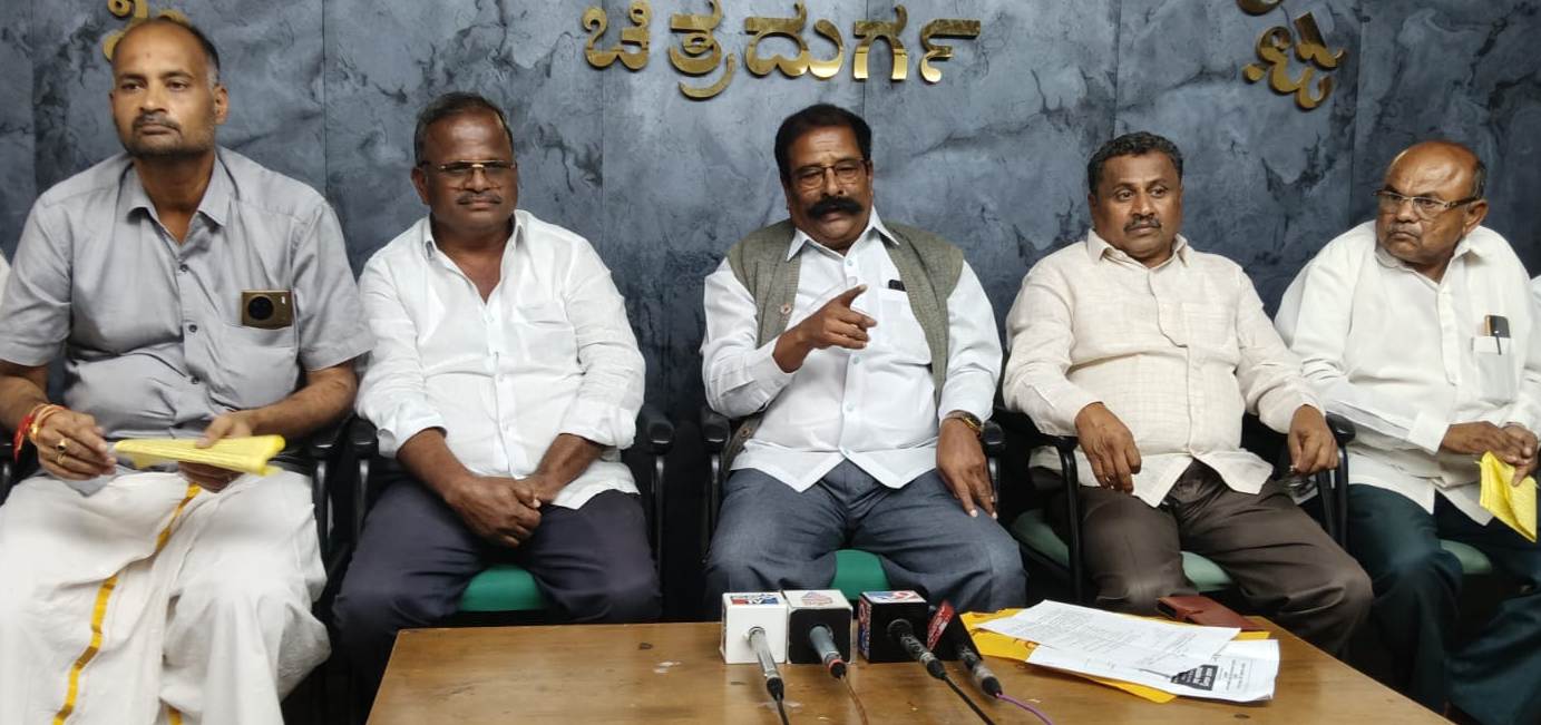 ಇಲ್ಲ ಸಲ್ಲದ ಆರೋಪ ಮಾಡುತ್ತಿರುವ ಮಾಜಿ ಶಾಸಕ ಎ.ವಿ.ಉಮಾಪತಿ, ಸಿ.ಟಿ.ಕೃಷ್ಣಮೂರ್ತಿ, ಅಜ್ಜಪ್ಪ