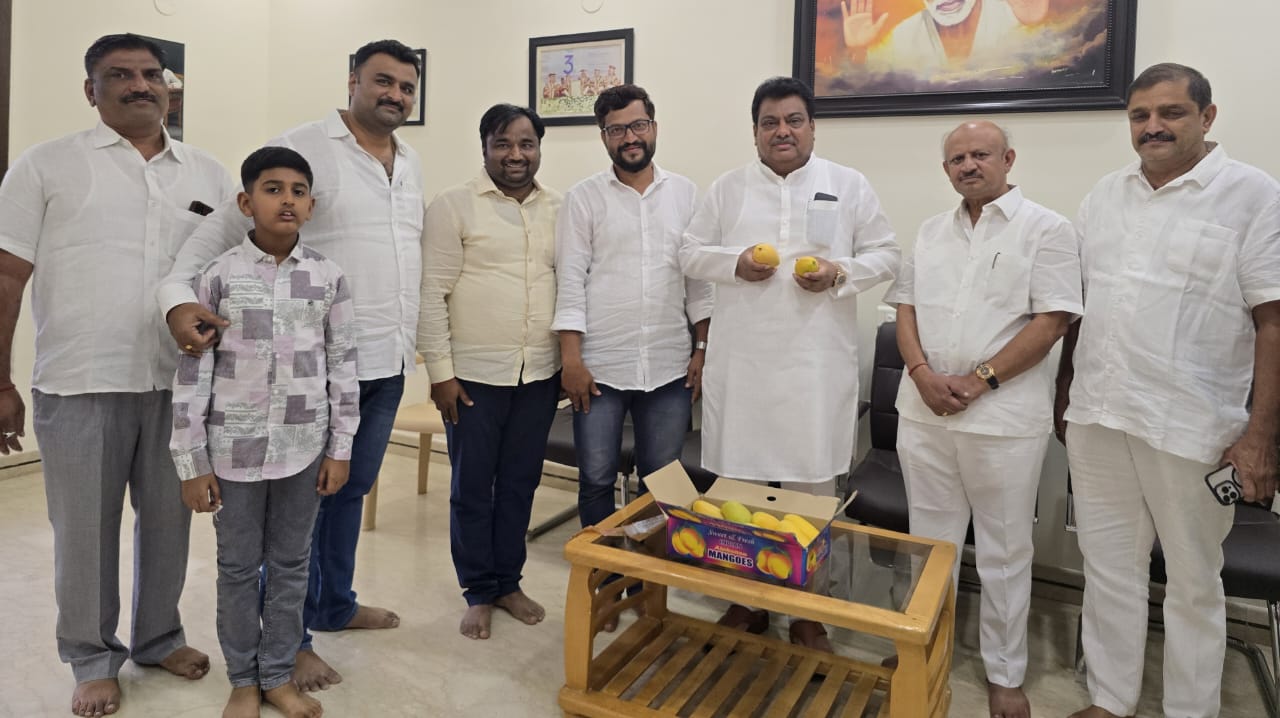 ಥೈಲ್ಯಾಂಡ್ ಮಾವು ಬೆಳೆದ ರೈತರು