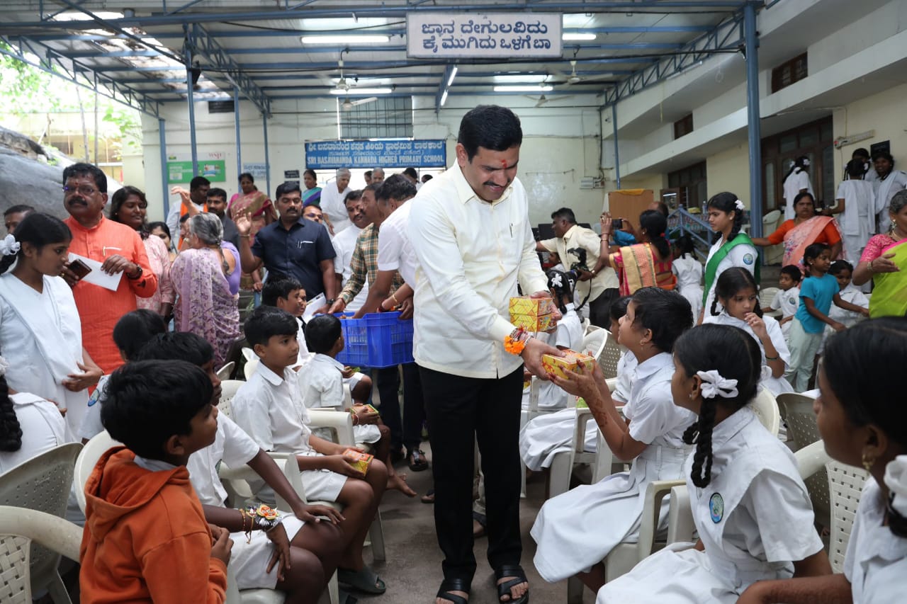 ಸಾಮರಸ್ಯ, ಸಹೋದರತೆ, ಭ್ರಾತೃತ್ವದ ದ್ಯೋತಕ ರಕ್ಷಾಬಂಧನ