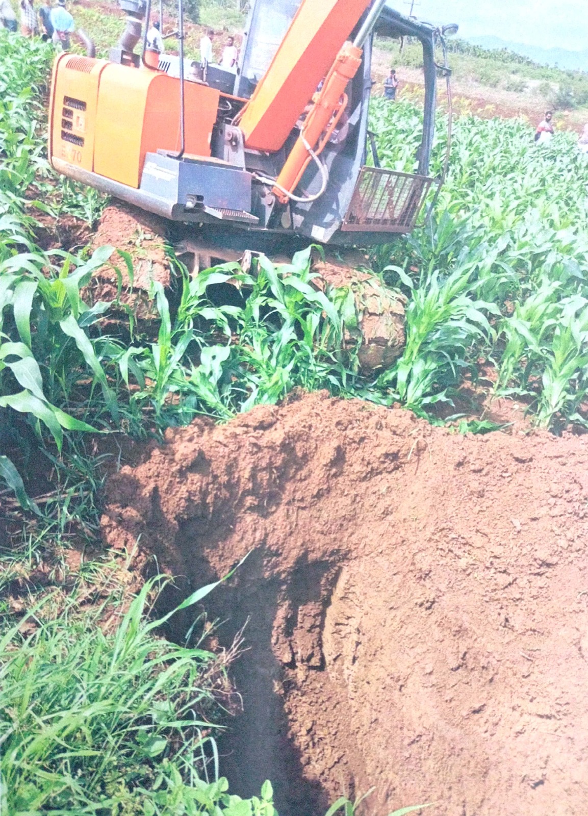 ಕೆರೆ ಒತ್ತುವರಿ ತೆರವು ಕಾರ್ಯಾಚರಣೆ  ಆರಂಭ