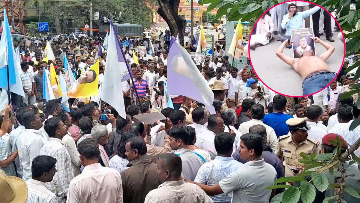 ರಾಜಣ್ಣ ವಜಾ ಖಂಡಿಸಿ ಅರೆಬೆತ್ತಲೆ ಉರುಳು ಸೇವೆ ಮಾಡಿದ ಅಭಿಮಾನಿ