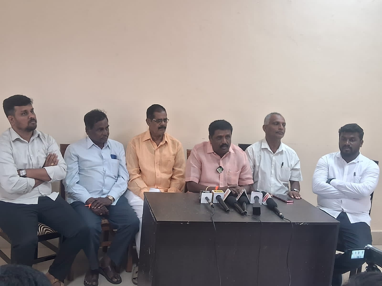 ಸರ್ಕಾರದ ಒಳ ಮೀಸಲಾತಿ ಘೋಷಣೆ ಅವೈಜ್ಞಾನಿಕ-ಓಬದೇನಹಳ್ಳಿ ಮುನಿಯಪ್ಪ