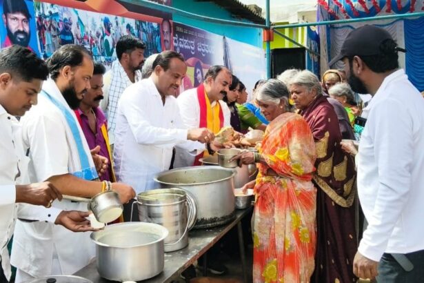 ನಿರಂತರ ಅನ್ನ ದಾಸೋಹ ಕಾರ್ಯ ಅನನ್ಯವಾದುದು-ರವಿ ಮಾವಿನಕುಂಟೆ