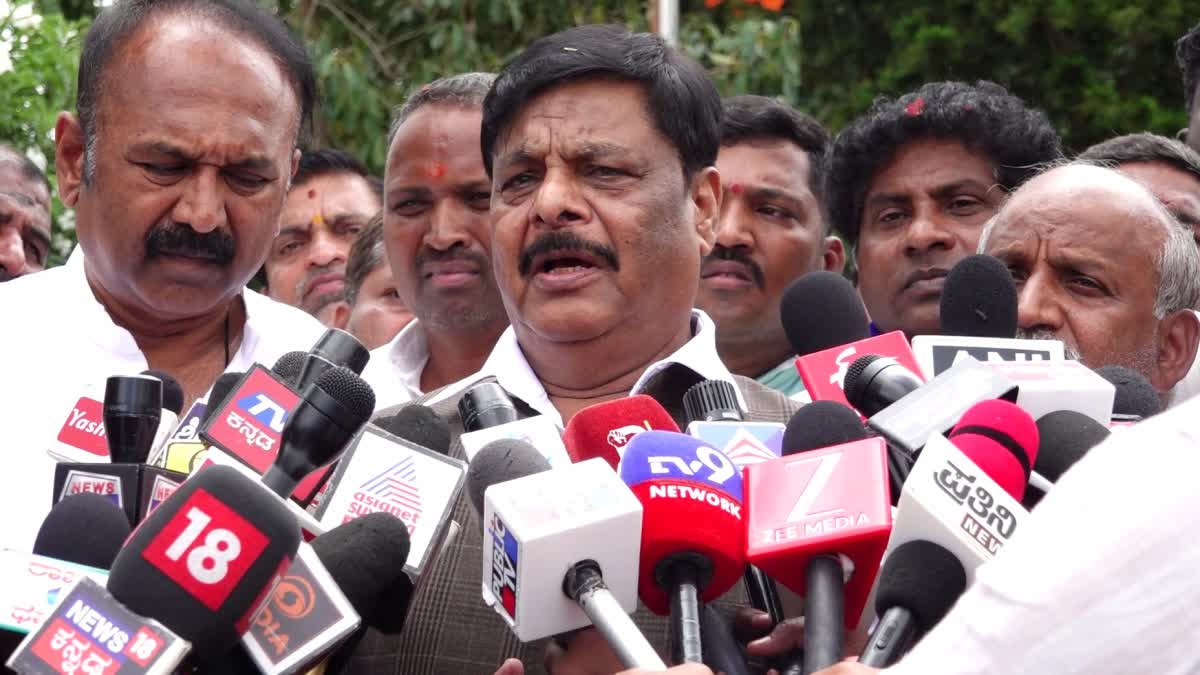 ಐದೂ ವರ್ಷ ಸಿದ್ದರಾಮಯ್ಯನವರೇ ಮುಖ್ಯಮಂತ್ರಿ-ಸಚಿವ ಮಹದೇವಪ್ಪ