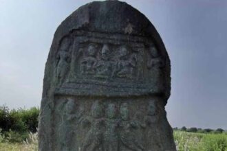 ವಿಜಯನಗರ ಅರಸರ ಕಾಲದ ತುರುಗೋಳ್ ವೀರಗಲ್ಲು ಪತ್ತೆ